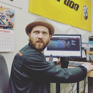 Meet your Posher, Nik